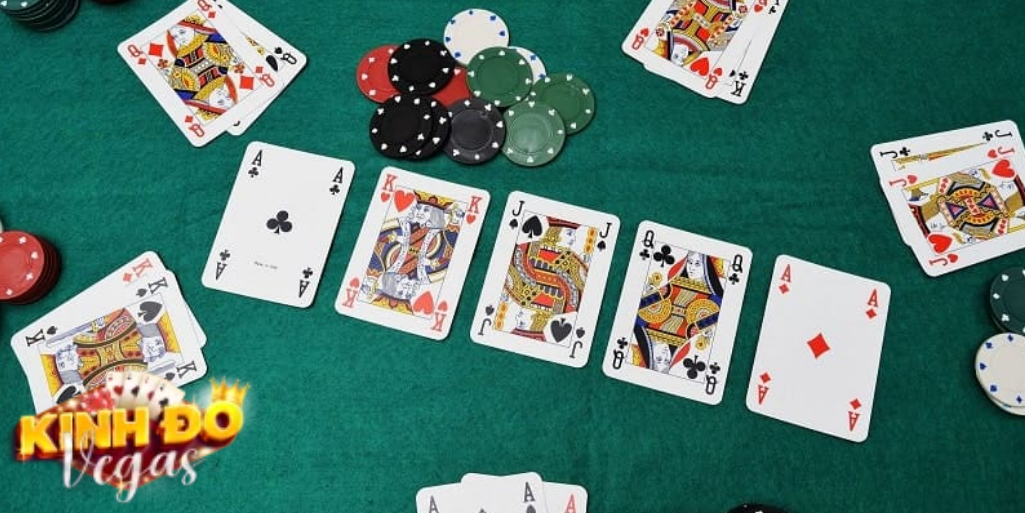 Bài rác trong Poker là gì?